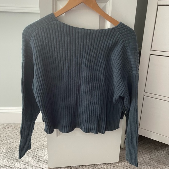 La hearts by PacSun cropped sweater - Picture 3 of 3